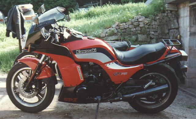 GPZ 750.JPG